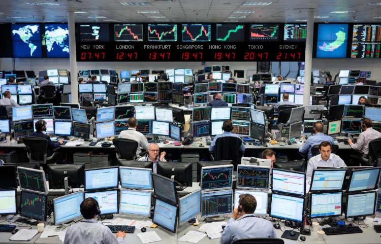 Seven-zone horizontal display above international bank trading floor